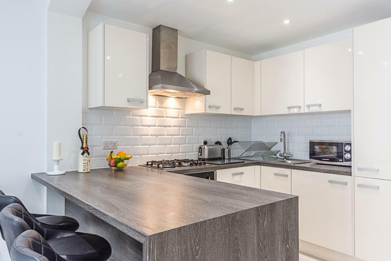 Modern Apartment Canary Wharf Londres Exterior foto